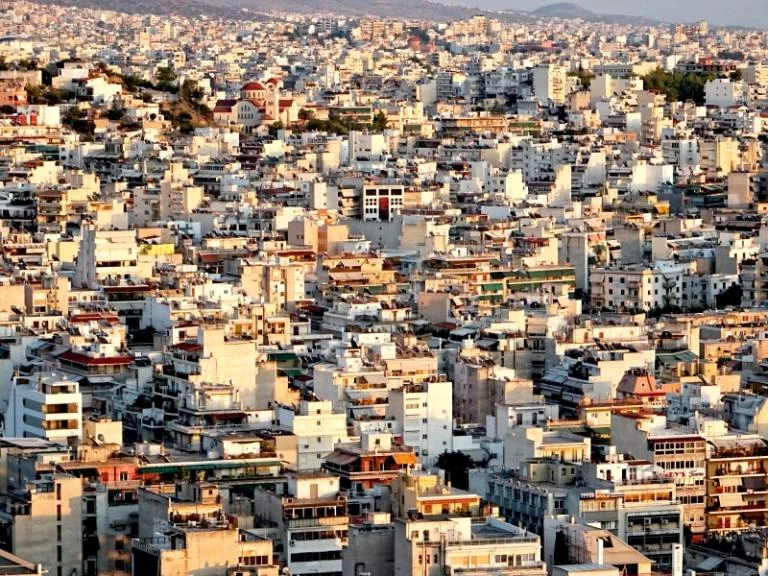 Μαζικοί πλειστηριασμοί μέχρι το τέλος του χρόνου – Τουλάχιστον 30.000 πολίτες αντιμέτωποι με τον «εφιάλτη»